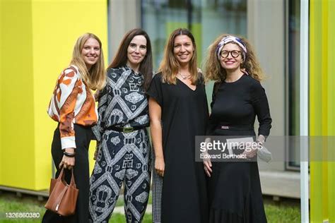 Marion Rolland, Charlotte Gaspard, Claire Dougnac and Corinne 